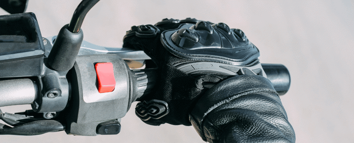 9 melhores motos para trabalhar: conheça opções econômicas